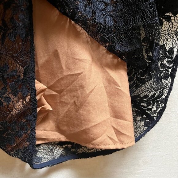 Michael Kors sheath lace bell sleeves dress Sz S - Picture 7 of 11